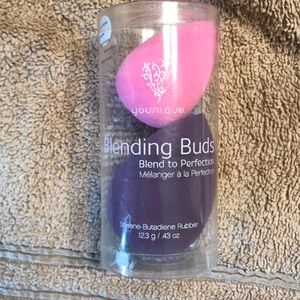 Younique Blending Buds. Brand new!